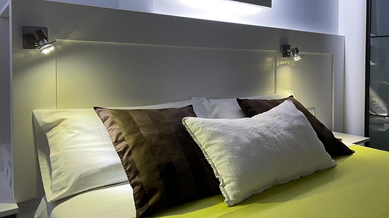 Apartaments Y Habitacions Entre Volcans 올로 외부 사진