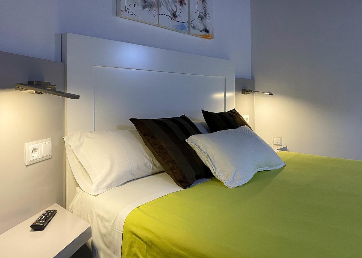Apartaments Y Habitacions Entre Volcans 올로 외부 사진