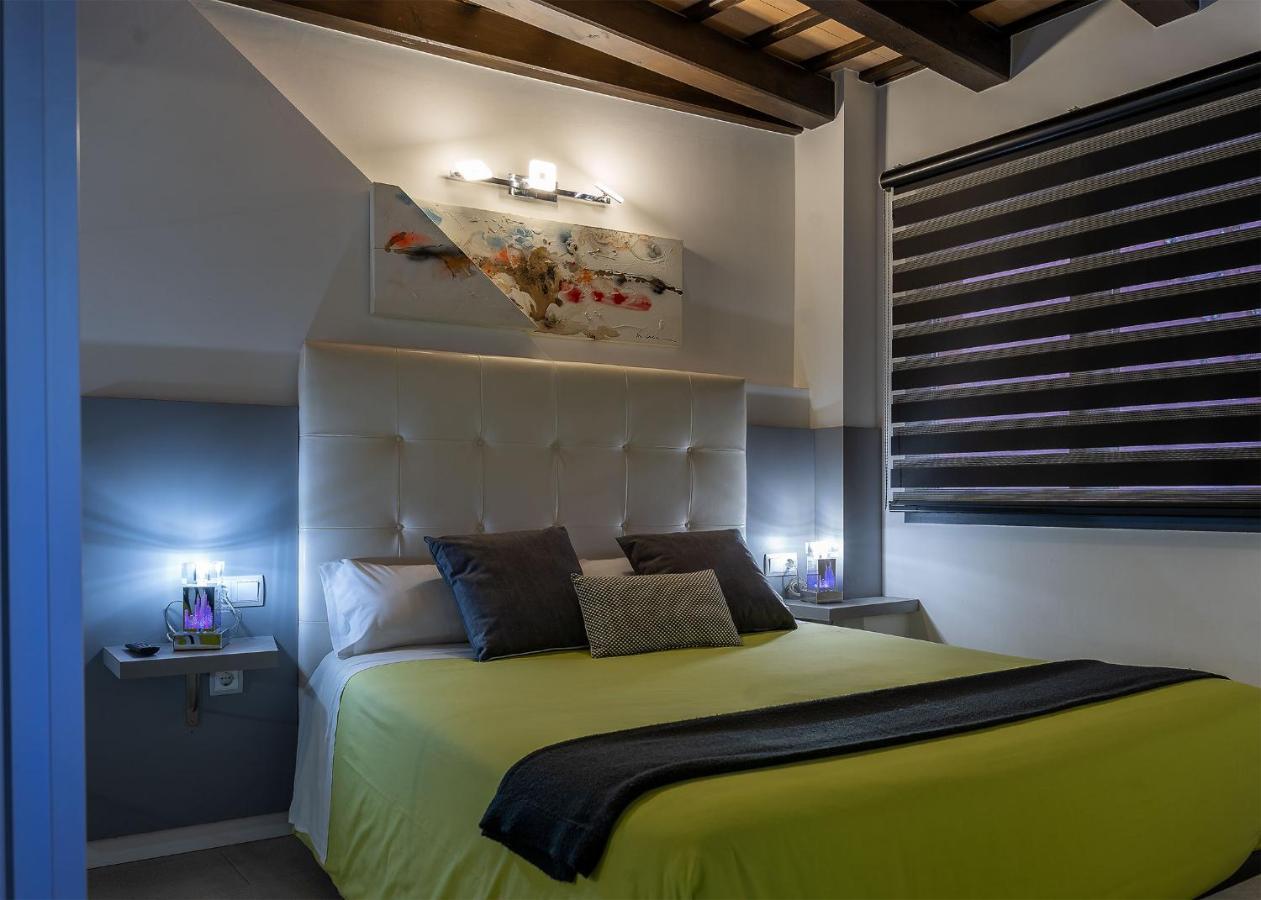 Apartaments Y Habitacions Entre Volcans 올로 외부 사진
