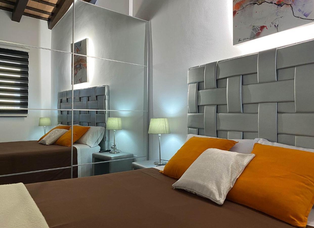 Apartaments Y Habitacions Entre Volcans 올로 외부 사진