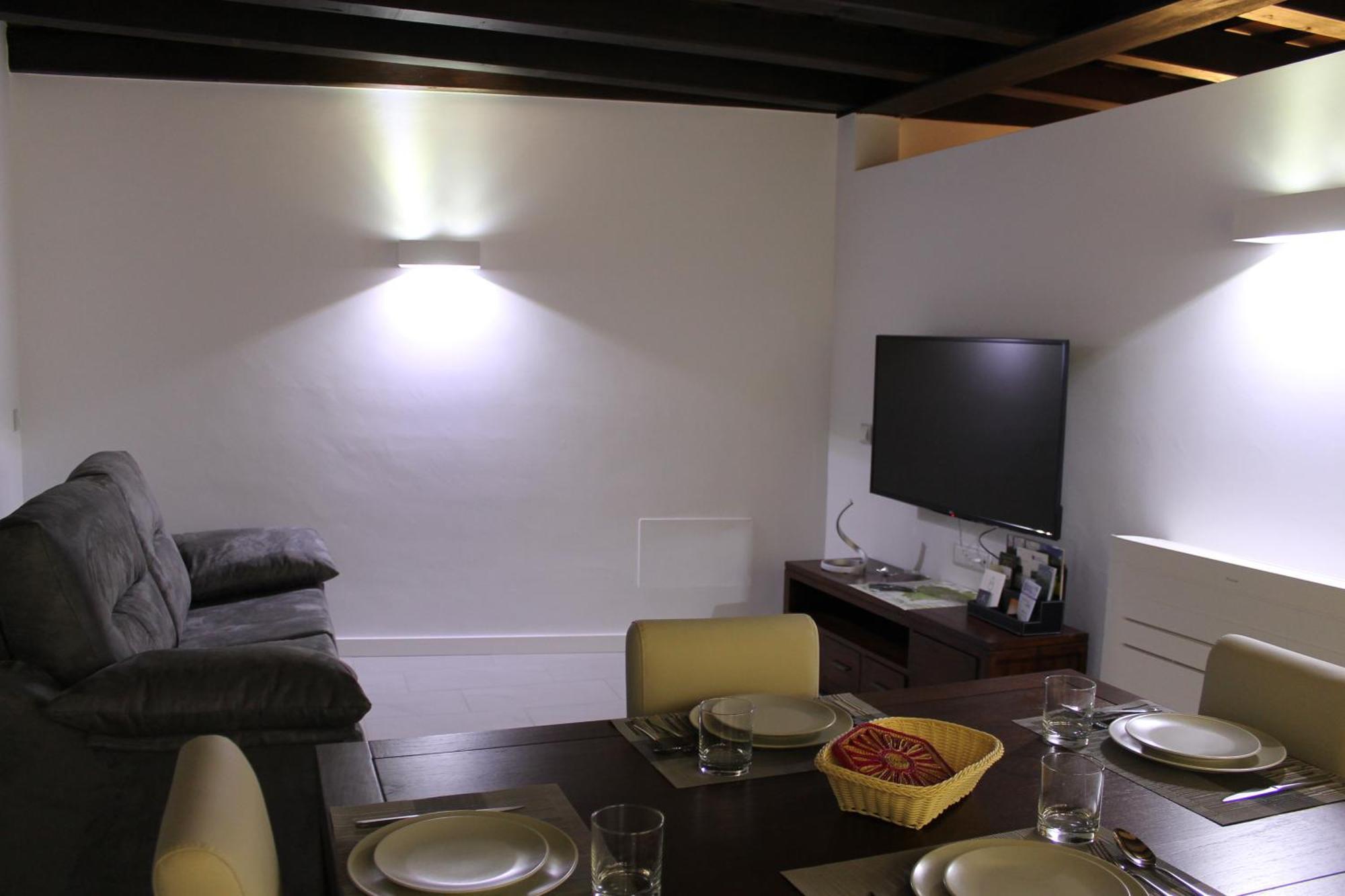 Apartaments Y Habitacions Entre Volcans 올로 외부 사진