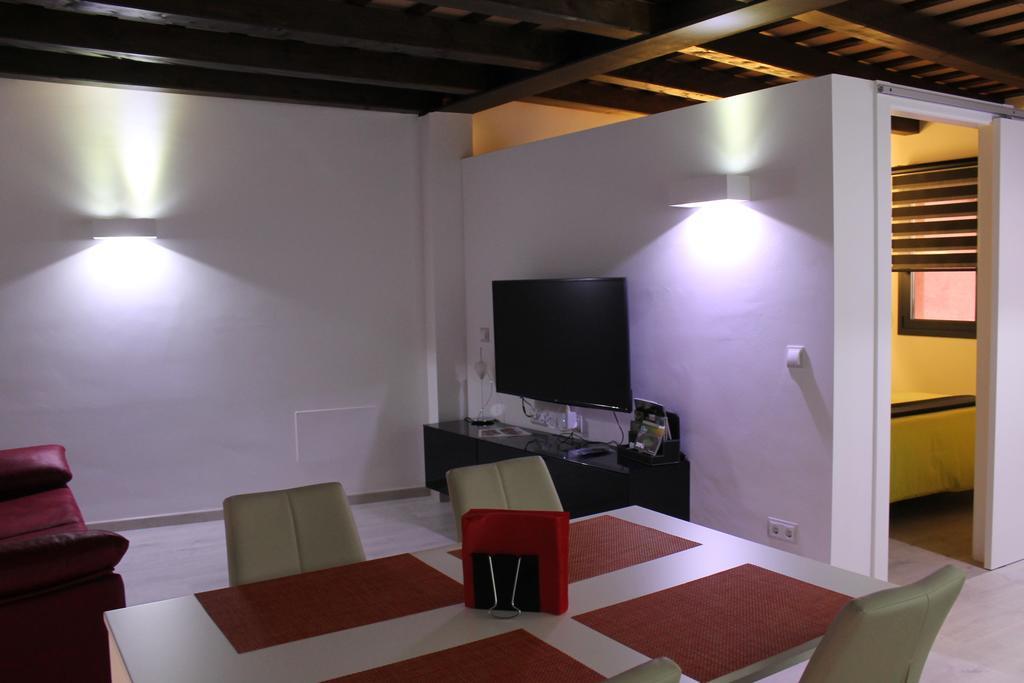 Apartaments Y Habitacions Entre Volcans 올로 외부 사진